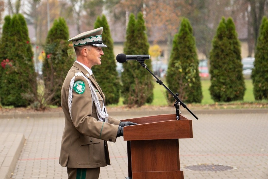 Uroczyste ślubowanie nowo przyjętych funkcjonariuszy oraz awanse i odznaczenia w Nadbużańskim Oddziale Straży Granicznej w Chełmie
