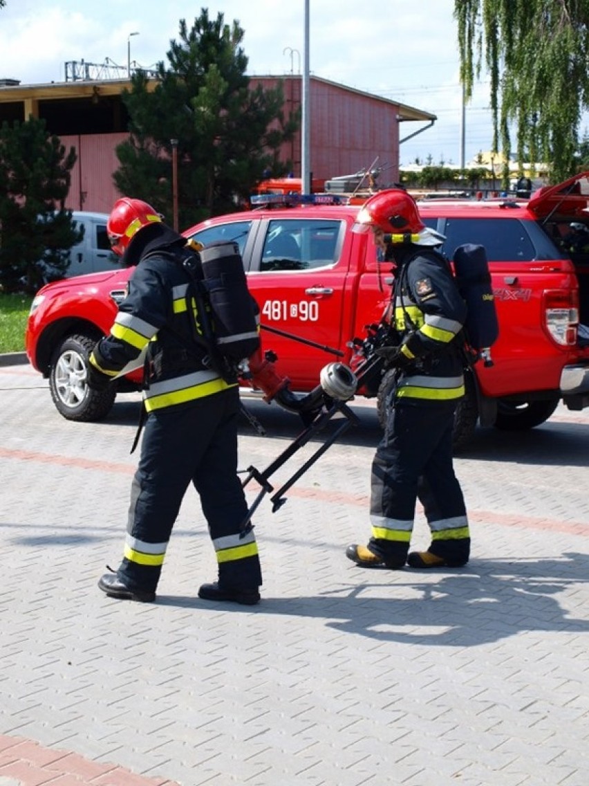 Malbork, Lipinka. Ćwiczenia strażaków z ratownictwa chemicznego i technicznego [ZDJĘCIA]