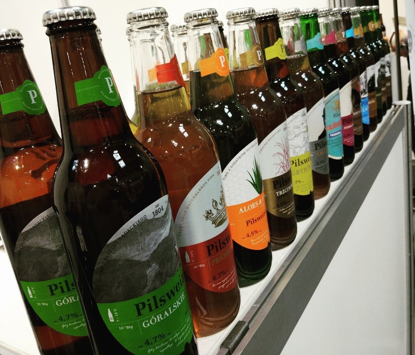 Nowe piwo - Zatorskie w Dolinie Karpia. Sprzedawane będzie głównie w sklepach i restauracjach w Zatorze i okolicy [ZDJĘCIA]