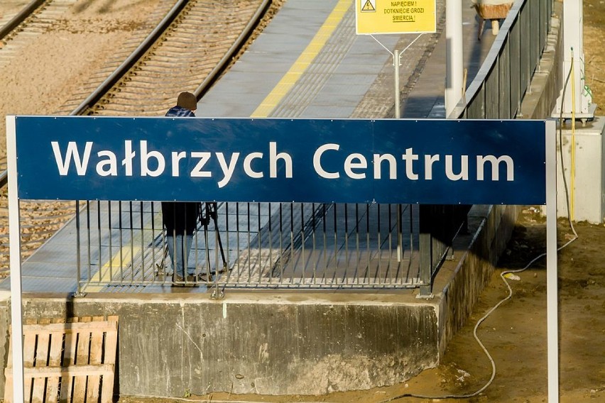 Na przystanku kolejowym Wałbrzych Centrum będą zatrzymywały...