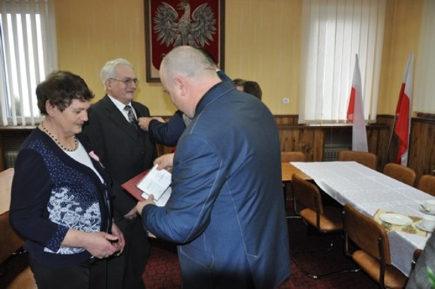 Gmina Czermin: Otrzymali medale za 50 lat wspólnego życia