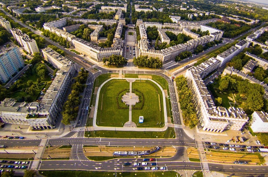 Dziennikarz BBC określił Nową Hutę żywym symbolem polskiej...