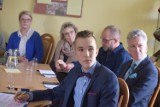 Czy jubileusze są nam potrzebne? Debata w Bibliotece Pedagogicznej w Sieradzu w 100-lecie Województwa Łódzkiego (zdjęcia)