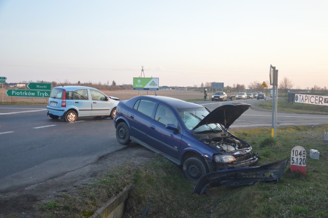 Do zdarzenia doszło we wtorek, 17 marca ok. godz. 16.30 na skrzyżowaniu w miejscowości Kącik (gm. Drużbice).