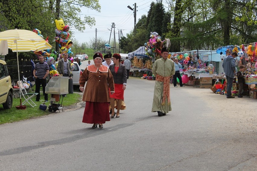 Zawiercie-Skarżyce: Pielgrzymka strażaków z powiatu zawierciańskiego 2013 [ZOBACZ ZDJĘCIA]