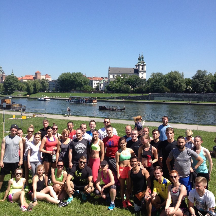 Otwarte treningi crossfitowe w Krakowie. Uczestnicy...