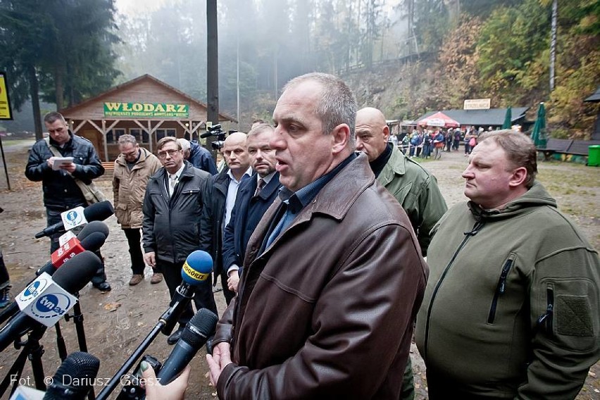 Konferencja prasowa Krzysztofa Szpakowskiego i władz powiatu...