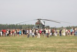 Podniebne pokazy na lotnisku w Nowym Glinniku. Dzień otwartych koszar