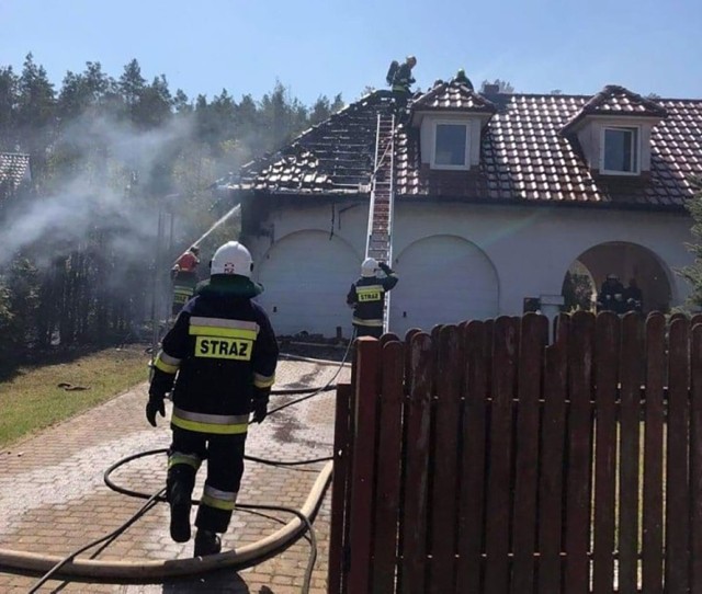 Mężczyzna zmarł podczas gaszenia pożaru