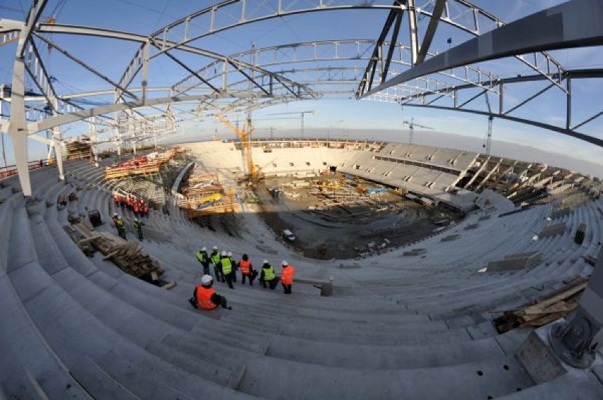 Budowa wrocławskiego stadionu na Euro 2012