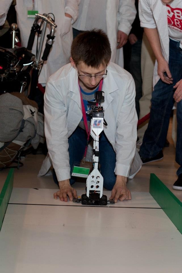 RobotChallange 2012. Medale dla nowodworskich konstruktorów robotów