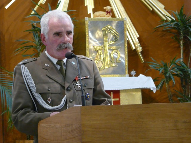 Jerzy Murgrabia podczas mszy katyńskiej w Kościele Garnizonowym w Skierniewicach