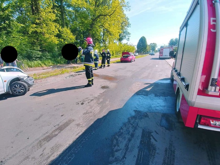 Zderzenie trzech samochodów osobowych w Kotowiecku