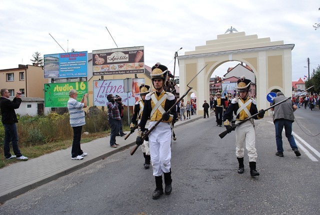 Ślesin. Napoleon Bonaparte przejechał przez Łuk Triumfalny