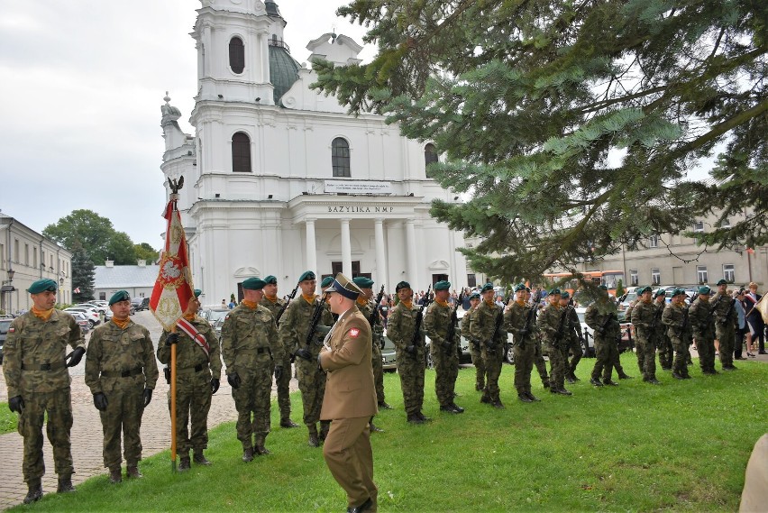 Tak wyglądały 15 sierpnia obchody Święta Wojska Polskiego w Chełmie. Zobacz zdjęcia