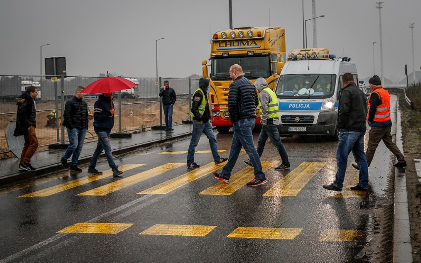 Przewoźnicy przyblokowali gdański DCT