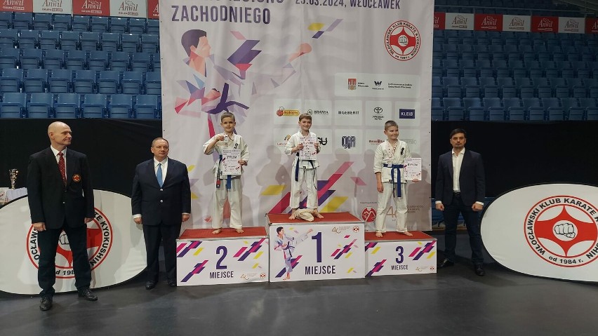 Karatecy z Malborka z medalami w mistrzostwach makroregionu we Włocławku