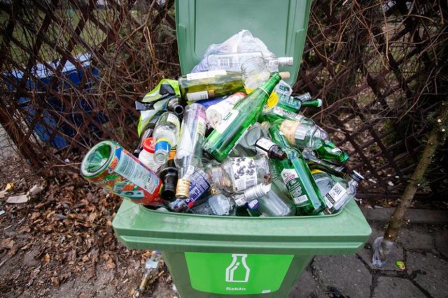 Rada Miasta Jarosławia uchwaliła nowe, wyższe ceny za  gospodarowanie odpadami. Jak te zmiany komentuje burmistrz Jarosławia?