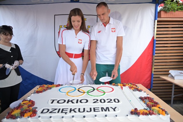 W Grudziądzu powitano olimpijczyków - Martę Wieliczko i Mateusza Wilangowskiego