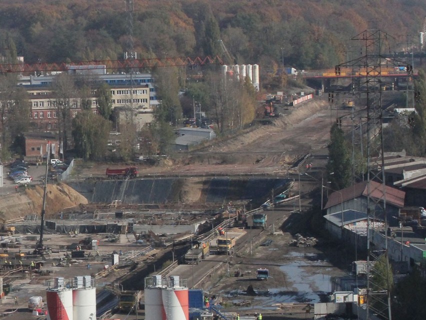 Budowa dworca Łódź Fabryczna. Październik