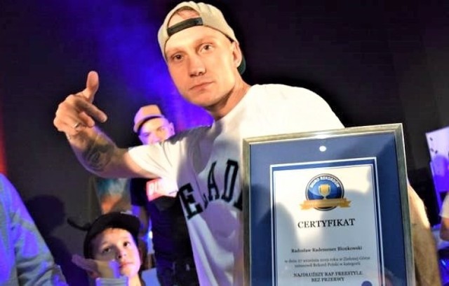 Rademenez - MC, BBoy – to rekordzista Polski Freestyle Rap Bez Przerwy: w 2019 r. rapował w Centrum Keplera Wenus w Zielonej Górze przez 12 godzin bez przerwy