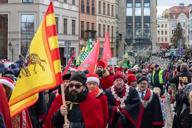 W czwartek, 6 grudnia, odbył się IX Bydgoski Orszak Trzech Króli. Frekwencja w tym roku dopisała wyjątkowo.