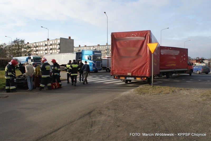 Kolizja w Chojnicach: Zderzyły się dwa samochody