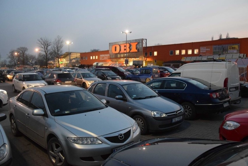 W czwartek 25 marca duże markety budowlane w Kielcach -...