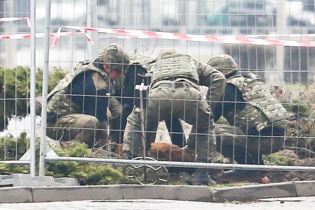 Bomba na stacji Orlen we Wrocławiu to pozostałość po II wojnie światowej. Napędziła strachu mieszkańcom okolicy i interweniującym służbom.