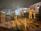 Ogromne straty po pożarze warsztatu samochodowego w Opolu. Policja podejrzewa, że ogień wzniecili chłopcy bawiący się petardami