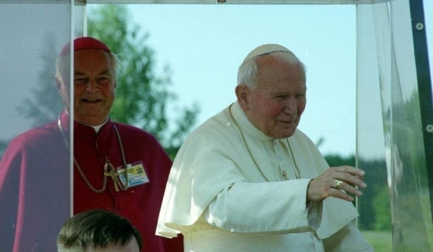 Wizyta papieża Jana Pawła II w Gorzowie trwała ponad trzy i...