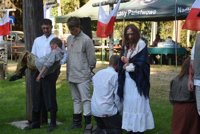 Rekonstrukcją historyczną w miejscu Tymczasowego Obozu Ofiar Obławy Augustowskiej rozpoczęły się obchody Dnia Pamięci Ofiar Obławy Augustowskiej