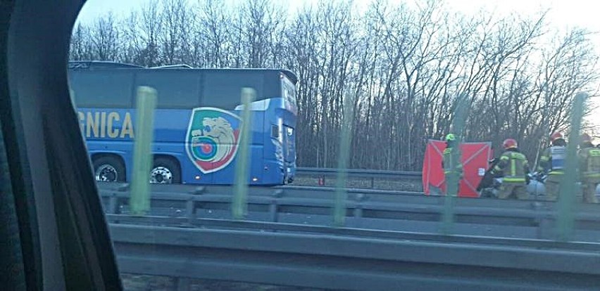 Wypadek autokaru z piłkarzami Miedzi Legnica, jechali na mecz do Jastrzębia