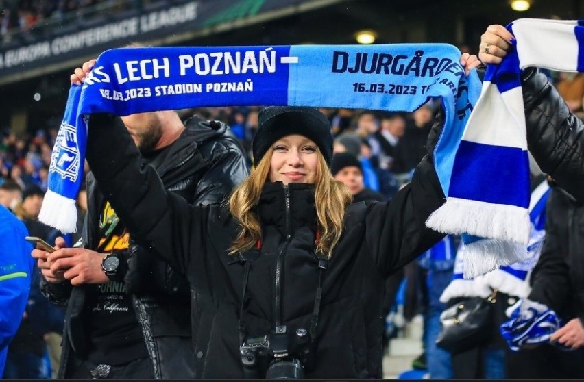 Kibice Lecha Poznań podczas spotkania z Djurgarden...