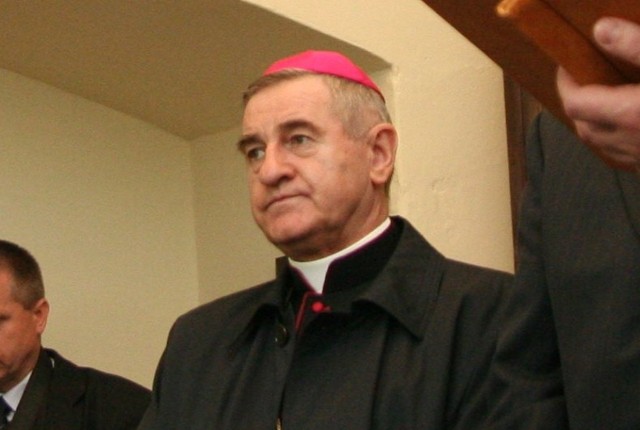 Kuria Diecezjalna we Włocławku wyraża nadzieję na szybki powrót biskupa Stanisława Gębickiego do zdrowia i prosi o modlitwę.