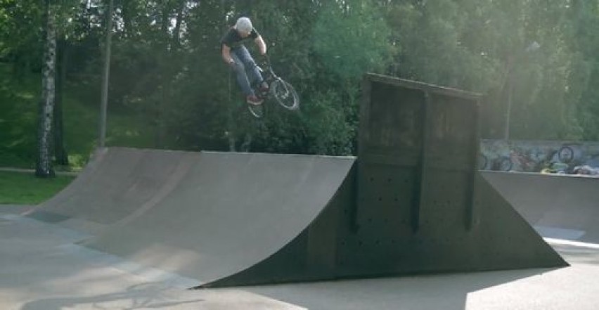 Skate park w Nowym Sączu to wyczekiwana przez młodzież i...