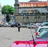 Niekończąca się opowieść o parkingach w Katowicach [WIDEO]