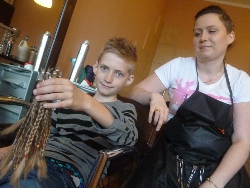 Piotr Jędryczka wsparł szczytny cel. Z jego włosów zostanie wykonana peruka dla osoby chorej na raka