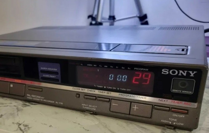 Magnetowid Sony Betamax SL-F30 PS - 1 050 zł...