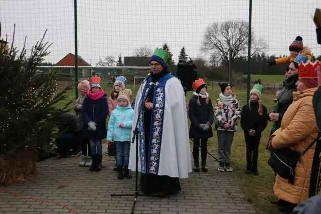 Ks. Łukasz Piskuła były proboszcz aleksandrowskiej parafii NMP Wspomożenia Wiernych podczas uroczystość Objawienia Pańskiego.