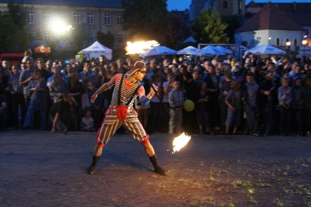 Przez trzy dniu weekendu, 1-3 czerwca miłośnicy teatrów ulicznych będą mogli obejrzeć 12 przedstawień