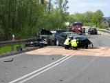 Wypadek Węgierska Górka. Czołowe zderzenie samochodów, pięć osób rannych [ZDJĘCIA]