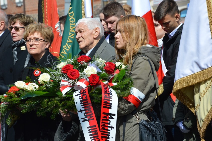 Obchody 77. rocznicy zbrodni katyńskiej w Piotrkowie
