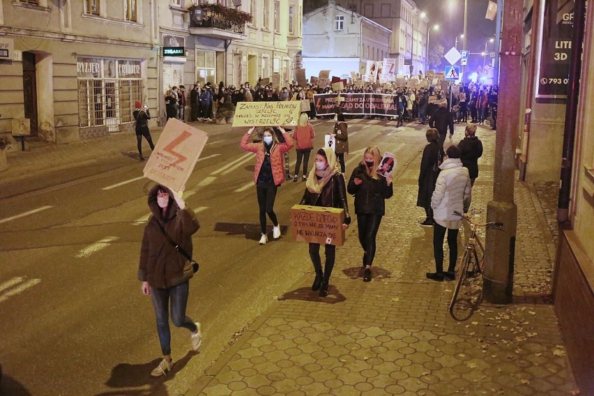Protest kobiet odbył się w Kwidzynie już po raz czwarty....