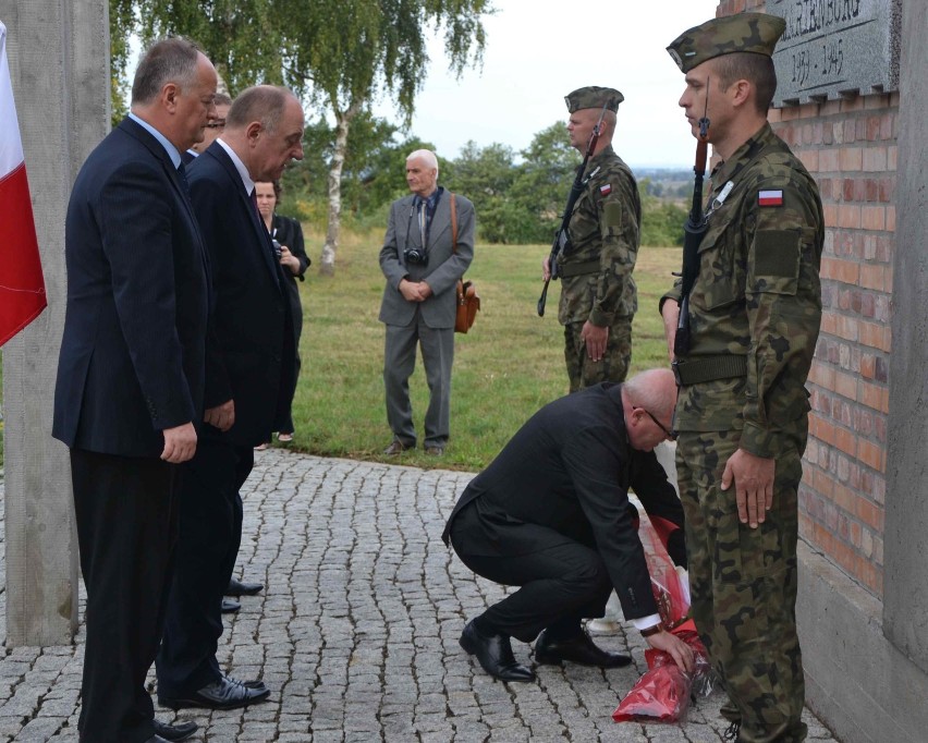 75 rocznica wybuchu II wojny światowej w Malborku. Uroczystości na cmentarzach w Kałdowie [ZDJĘCIA]