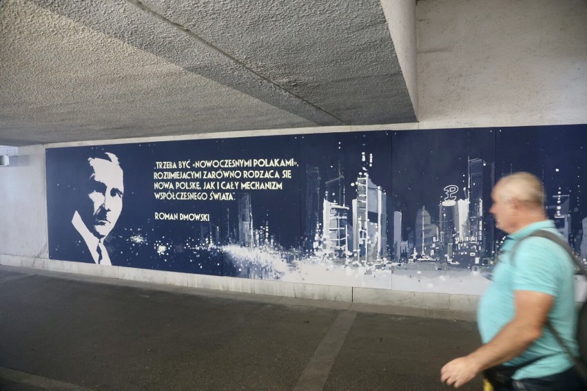 Roman Dmowski upamiętniony na Dworcu Wschodnim. Mural ku czci polityka został odsłonięty w tunelu na stacji 