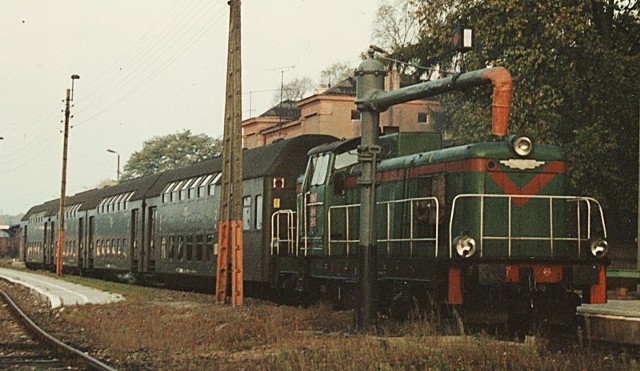 Ostatni pociąg osobowy,  jaki wyruszył 30 października  2002 roku z Oleśnicy do Kępna