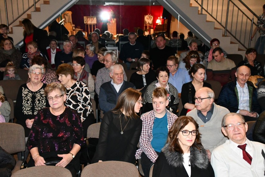Wyjątkowy Koncert Musicalowy wychowanków Domu Kultury w Liniewie. Publiczność była zachwycona
