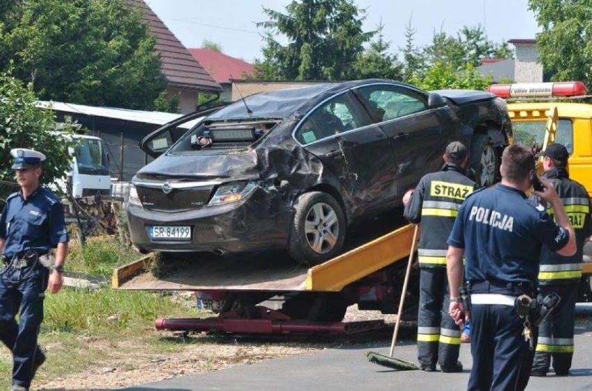 Policjant w pościgu rozbił radiowóz, wciąż nie wiadomo czy będzie musiał za niego zapłacić