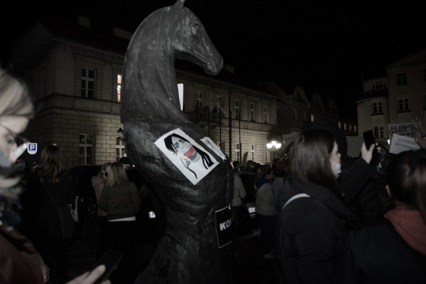 Czarny protest w Koninie po raz drugi           